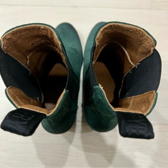 Frye Jean Chelsea Boots - Picture 9 of 14